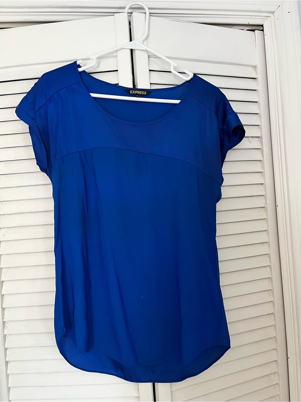 Express Women’s Cobalt Blue Short Sleeve Blouse